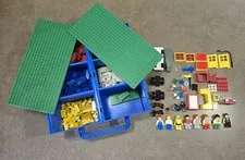 Vintage 1989 Lego Carry Case W/dividers, 8 1980s Minifigures, Bricks Etc.