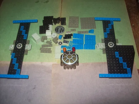 LEGO STAR WARS EP.4/5/6  # 7146 TIE FIGHTER PARTS & PIECES