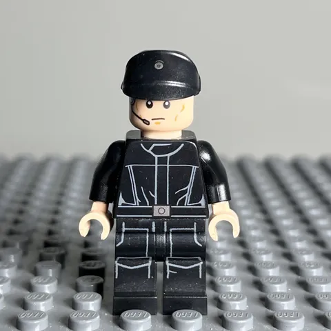 Lego Imperial Shuttle Pilot Minifigure Star Wars 75221 75163 sw0802 - 1M