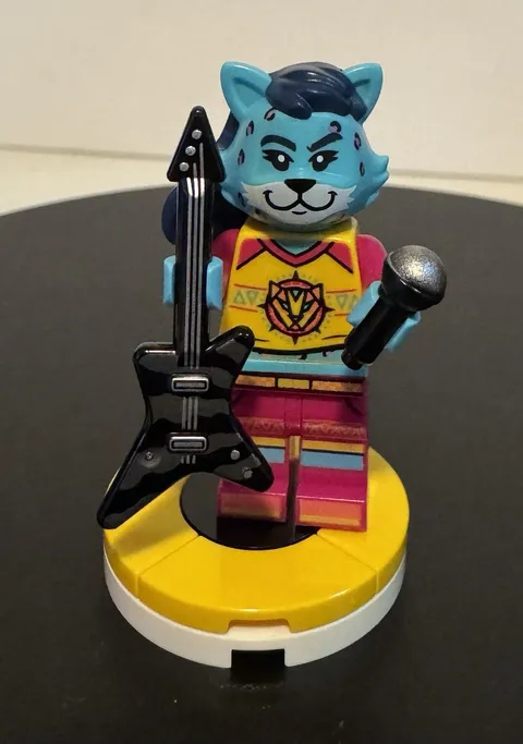 Lego Mini Figure Vidiyo Stage Leopard Guitarist With Guitar & Mic from Set #4311