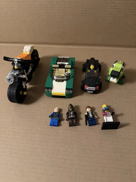 LEGO Set Lot With Star Wars Minifigures