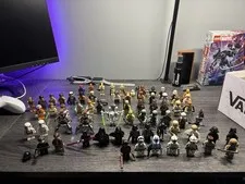 Huge LEGO Star Wars Minifigure Lot Clone Troopers Darth Vader Jedi Droids 60+