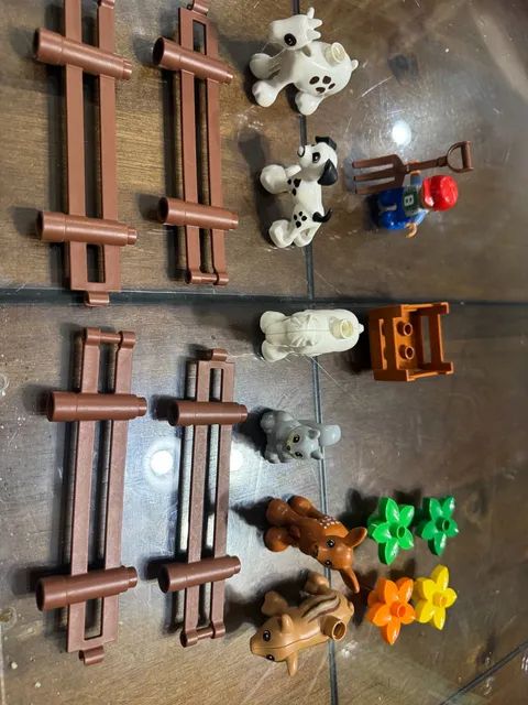 LEGO DUPLO FARM SET INCLUDES PIECES SHOWN *CLEAN*