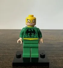 LEGO Iron Fist Minifigure Green Suit with Yellow Mask 