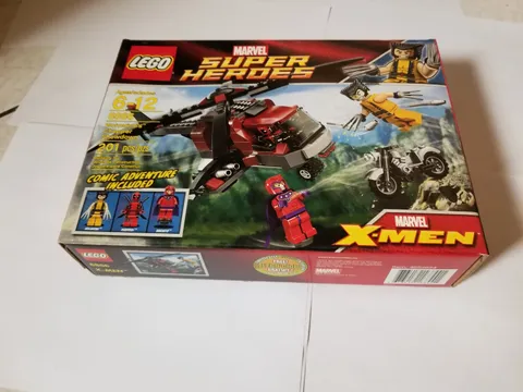 Lego 6866 Marvel Superheroes Wolverine’s Chopper Showdown New