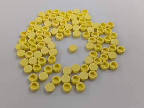Lego x100 New Bright Light Yellow Tiles Flat Smooth Round 1 x 1 Pieces # 98138