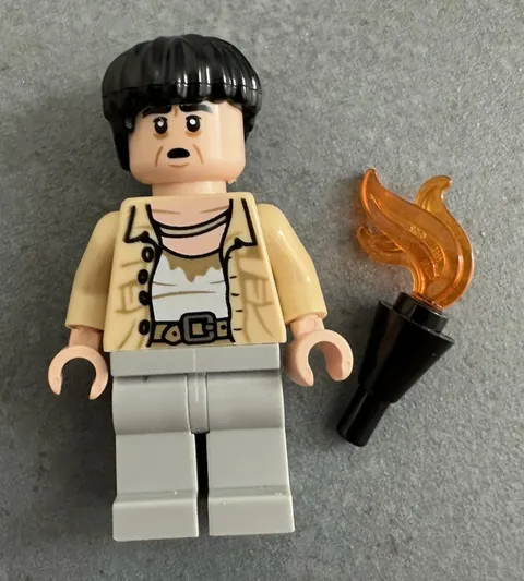 LEGO Indiana Jones Raiders of the Lost Ark Satipo Shirt Belt Flame Minifigure