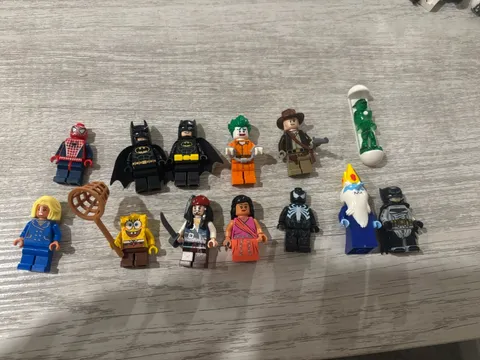 LEGO Minifigure Lot “06 Batman” “02 Spider-Man” authentic figs + lot SEE DESC