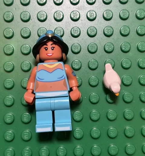 Lego Disney Series 2 Minifigure 71024 Princess Jasmine (Aladdin) As Shown