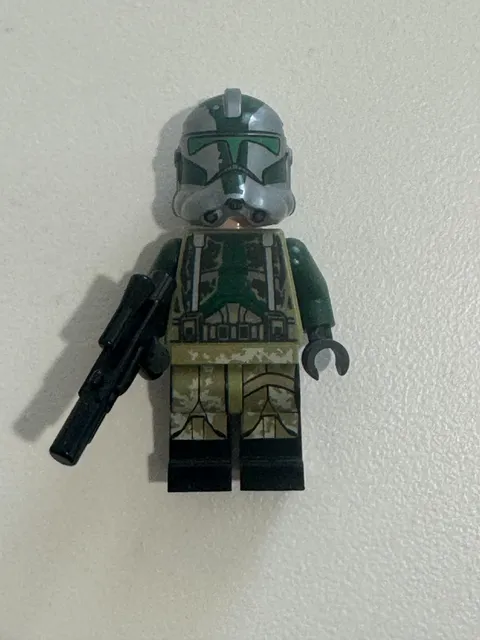 GENUINE LEGO Star Wars Clone Commander Gree sw0528 41st Elite Corps Minifigure