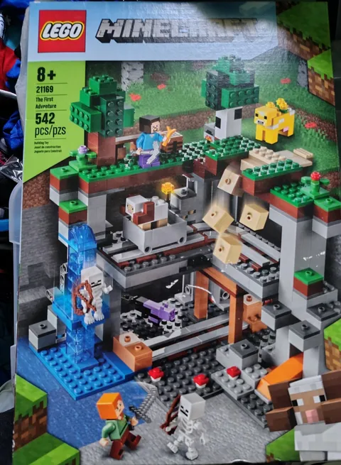 Lego Minecraft The First Adventure Set #21169