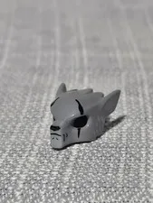 LEGO Minifigure Gray Wolf Head Mask Fangs Wise Clan Leader Animal Monster