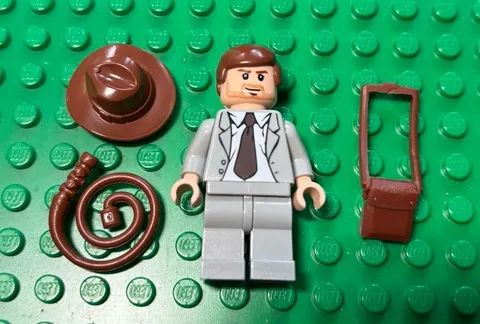 LEGO Indiana Jones Gray Suit iaj039 7197 Venice Canal Chase