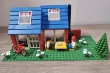 Vintage LEGO 6370 Weekend Home Complete with Instructions_
