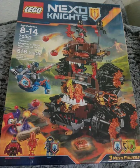 LEGO 70321 Nexo Knights General Magmar's Siege Machine of Doom Set !
