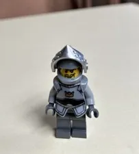 LEGO Castle Fantasy Era - Crown Knight Plain with Breastplate | Minifig cas350