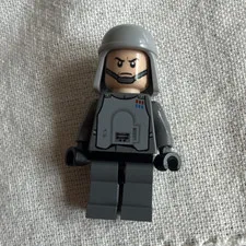 LEGO Star Wars Imperial Officer Minifigure 