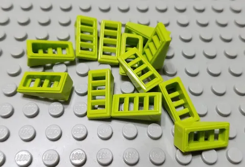 LEGO Lot of 12 Lime Green 2x1x2/3 Creator Classic Slopes with 4 Slots