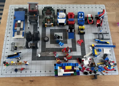 Mostly LEGO Bulk Lot Mixed Toy Vehicles Cars 4 Mini Figs Not Complete Set