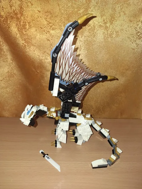 LEGO Ninjago Wu's Battle Dragon (71718) 99% complete