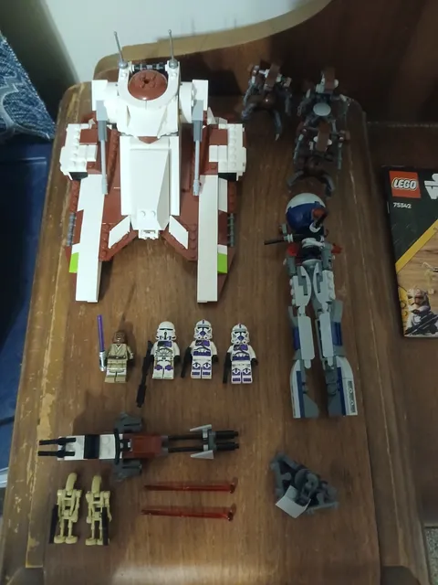 LEGO Star Wars Republic Fighter Tank Lot