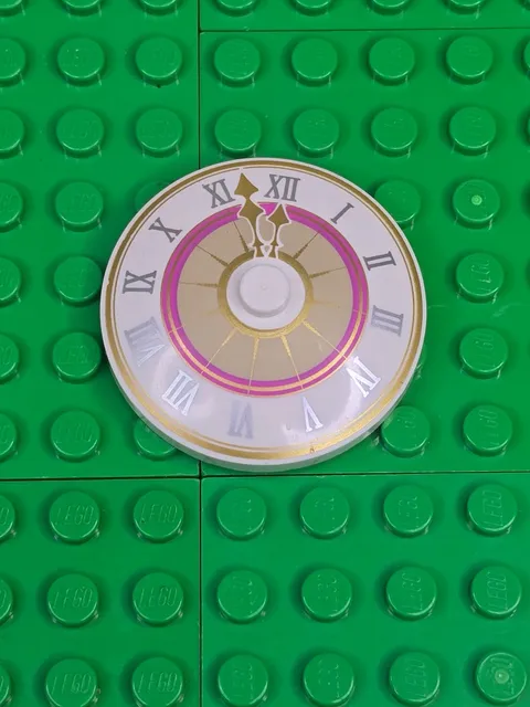LEGO 4x4 Inverted Dish Clock With Roman Numerals