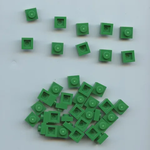 LEGO x 40 Green Plate 1 x 1 3024