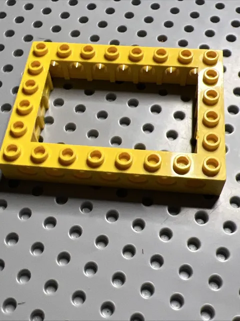 LEGO 32532 Yellow Technic, Brick 6 x 8 Open Center - 1pc