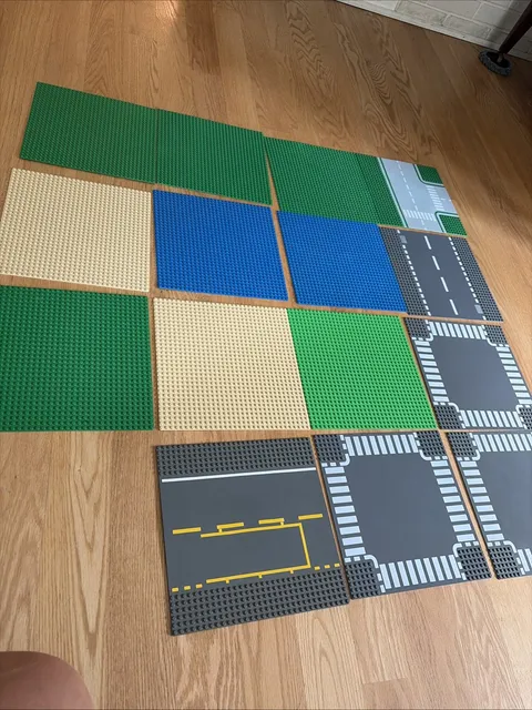 15 Lego Base plates /Boards  10x10 Gray  Road Green Blue Authentic
