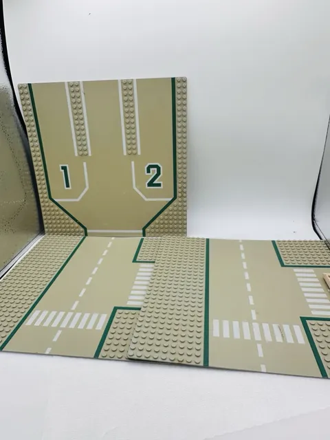 LEGO Vintage Road Plates Lot Town Crosswalk Parking Ramp Baseplates Tan Lot Of 3