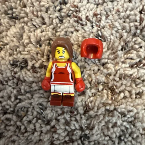 LEGO Series 16 Collectible Minifigures 71013 - Kickboxer, 2016, Retired