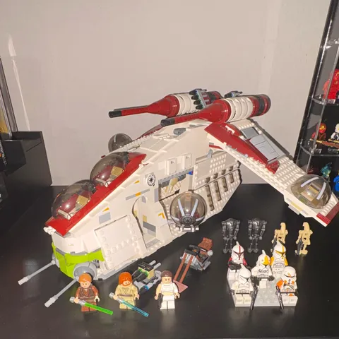 LEGO Star Wars Republic Gunship 75021 100% complete No Box/manual Extra Minifigs