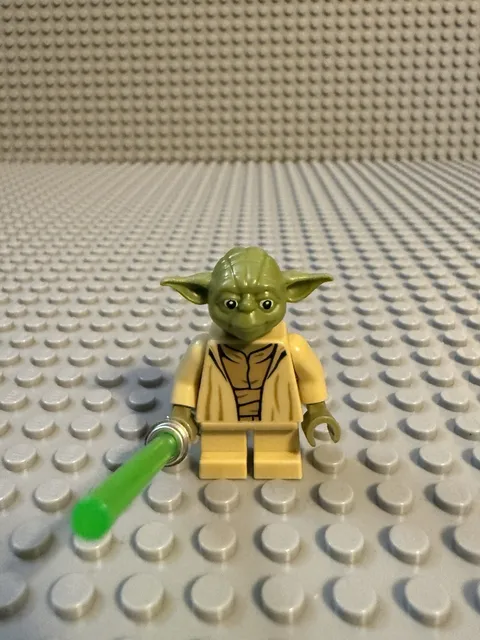 LEGO Star Wars Yoda Minifigure sw0707 Olive Green From 75233 75142 75255 75168