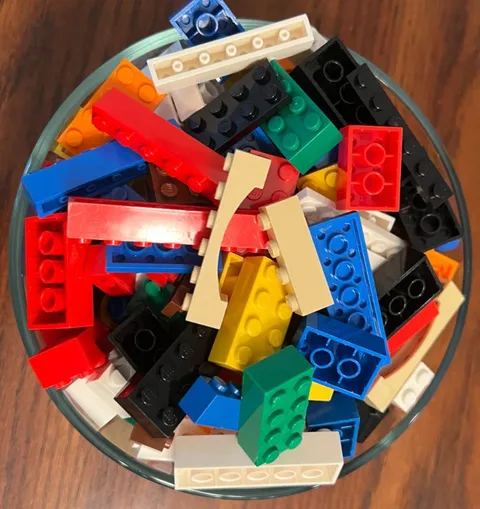 LEGO 225+ PIECE BRICKS-PARTS AND PIECES-MIXED LOT-EUC!
