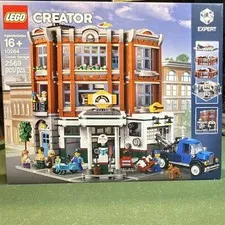 LEGO Creator Expert Modular Buildings Corner Garage 10264 2569 pcs Ages 16+