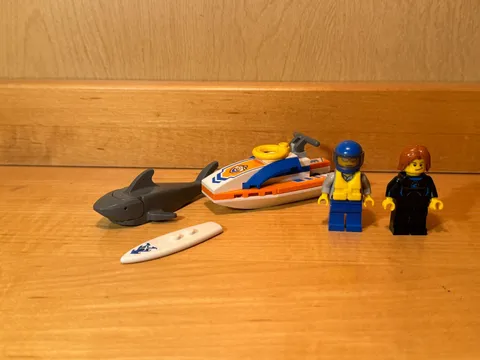 Lego 60011 Surfer Rescue Used 100% Complete with Instructions