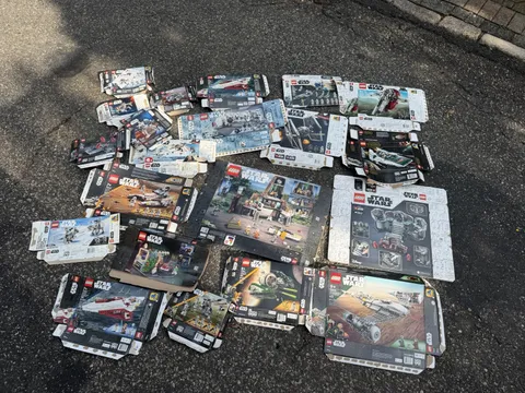 Lot of 21 EMPTY STAR WARS Boxes & 5 EMPTY MINECRAFT Boxes - Flattened Original