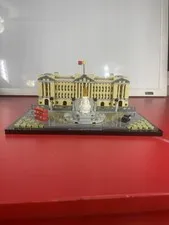 LEGO Architecture Buckingham Palace 21029 Retired