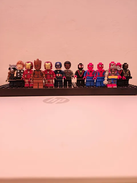 LEGO Marvel Super Heroes Minifigure Lot 13 Total Lego Minifigures.