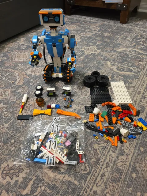 Lego 17101 BOOST Creative Toolbox Vernie Robot Tested Pre-owned 98% Complete