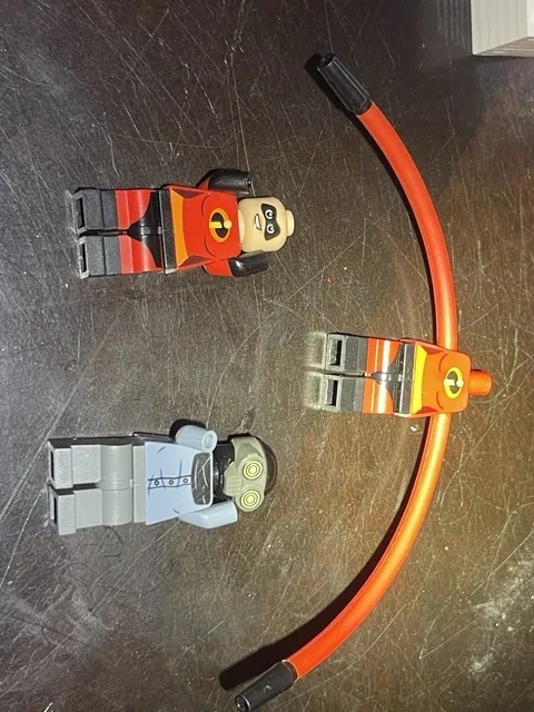LEGO Disney The Incredibles Minifigures Lot - Mr. Incredible & Edna Mode