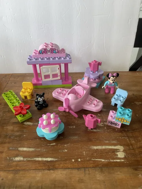 Lego Duplo Minnie Mouse Cafe Birthday Party Incomplete