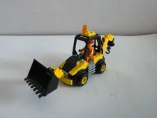 Lego Juniors 10666 Digger - Vehicle ONLY - Preowned, No Instructions