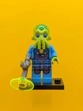 Alien Trooper col13-7 Series 13 (Complete Set with Stand and Accessories) Cmf le