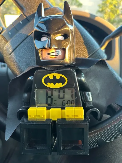 THE LEGO® BATMAN MOVIE Batman™ Minifigure Alarm Clock