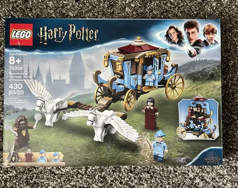 LEGO Harry Potter: Beauxbatons' Carriage: Arrival at Hogwarts (75958) New In Box
