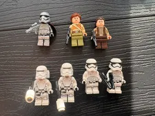 LEGO Star Wars 75103 Complete Minifigure set with accessories Captain Phasma