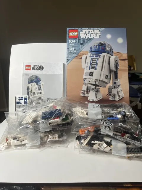 LEGO Star Wars: R2-D2 (75379) - NO MALAK - Sealed Bags + Box/Manual Included