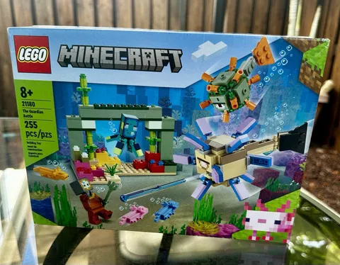 LEGO Minecraft the Guardian Battle 21180 Underwater Adventure-NEW