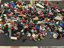 LEGO Lot / 3 pounds 4 ounces /excellent mix